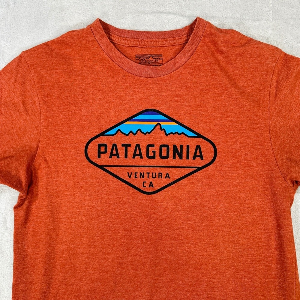 Patagonia Shirt Mens Small Ventura CA Logo Slim Fit Graphic Orange Heather